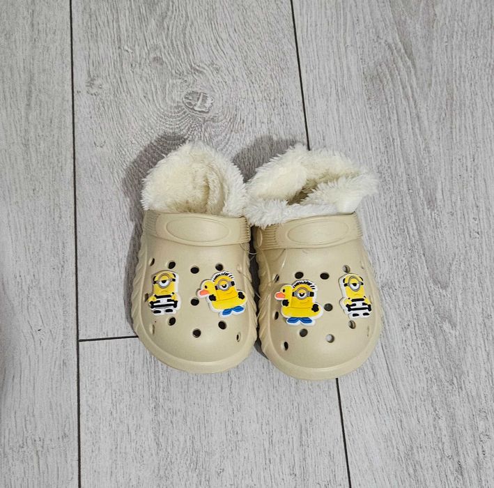 Papuci crocs imblaniti, marime 23