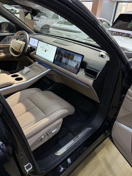 Xpeng G9 680 Long Range 4WD Max