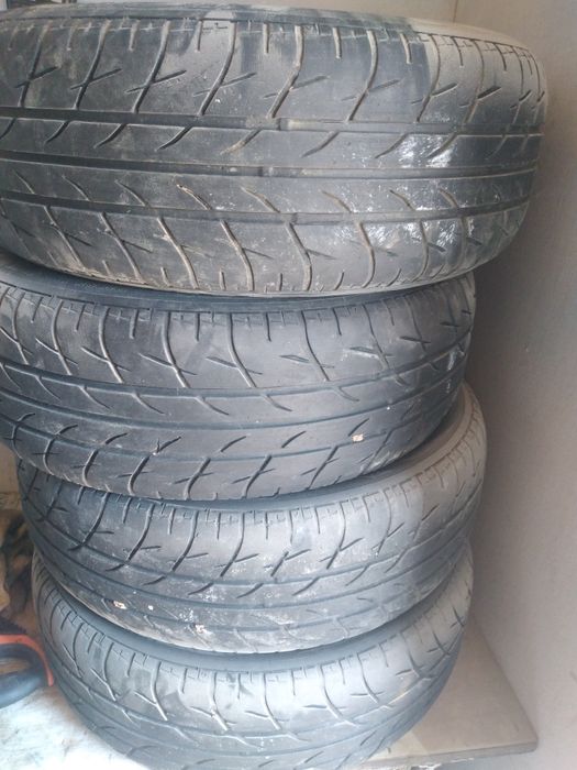 Продам летнюю резину