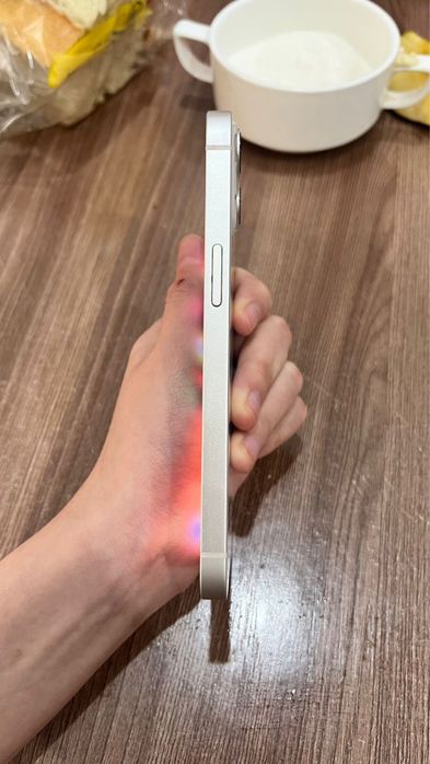 Iphone 13 продается