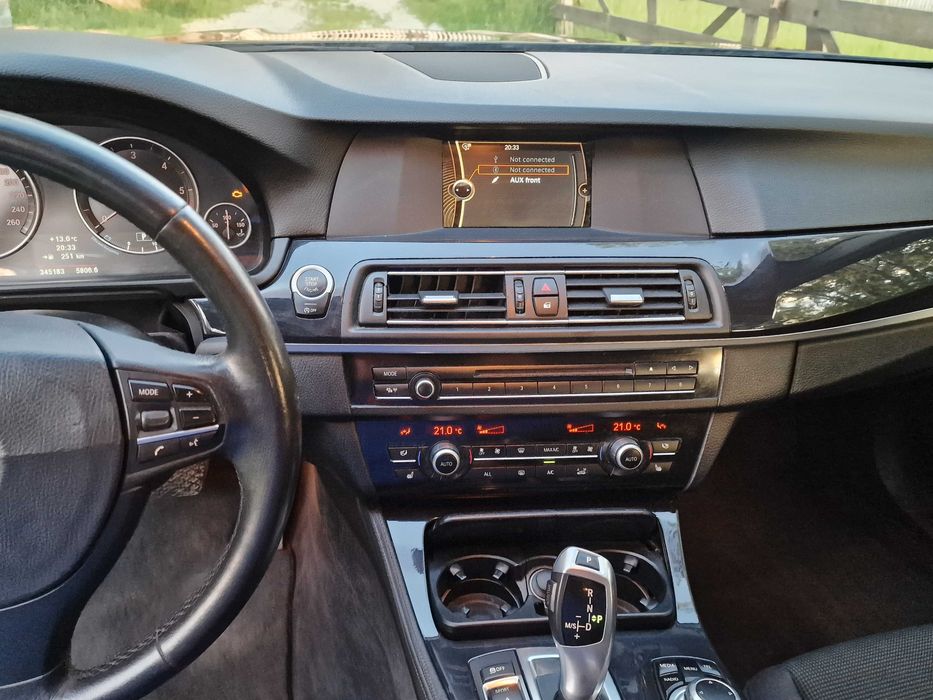 BMW Seria 5 2013 — imagine 5