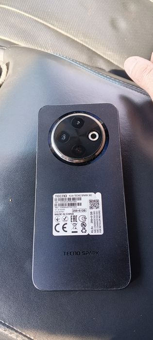 Продам Смартфон Техно Спарк C30