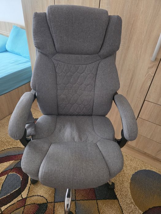 Vand scaun de birou cu masaj si incalzire