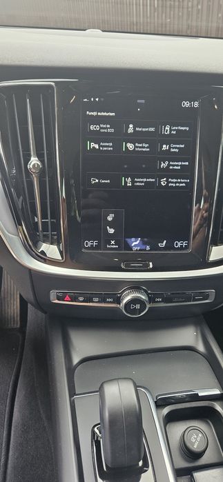 Super oferta!!!PRET FIX !!!Vând Volvo v60 din 2022