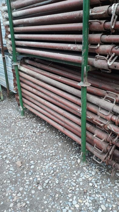 Popi metalici  schela