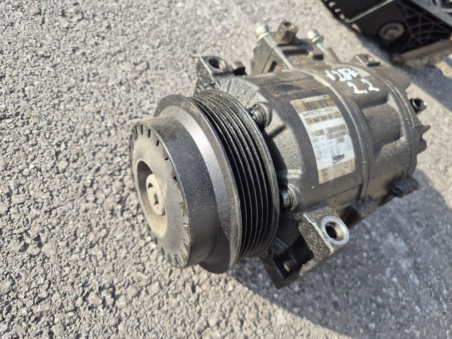 Компресор климатик Мерцедес ОМ651 W212 W204 W166 Mercedes OM651 2.2