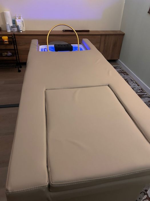 Продам массажную кушетку