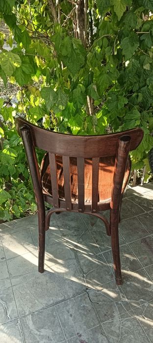 Scaun vechi, vintage, stil Thonet