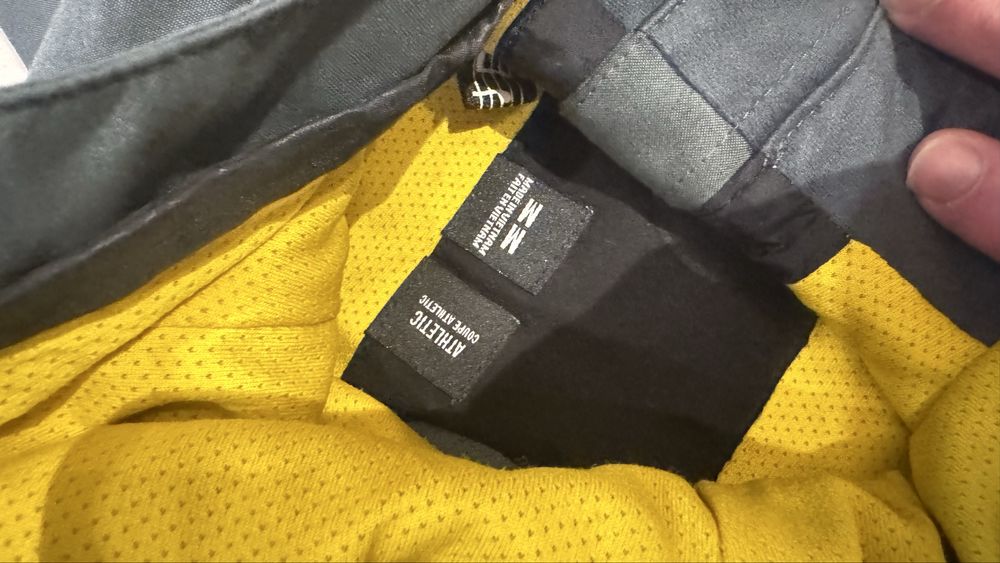 Екип Volcom размер  M