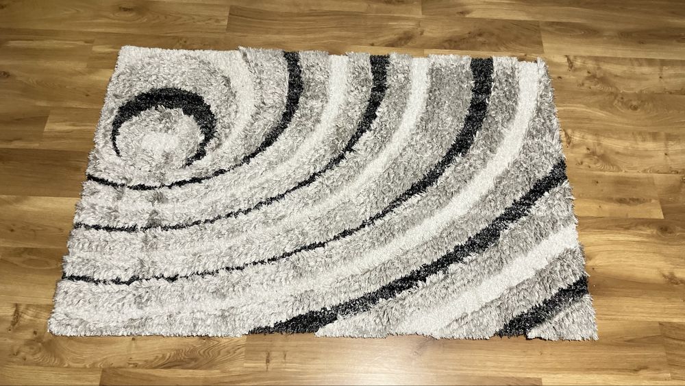 Килими различни модели