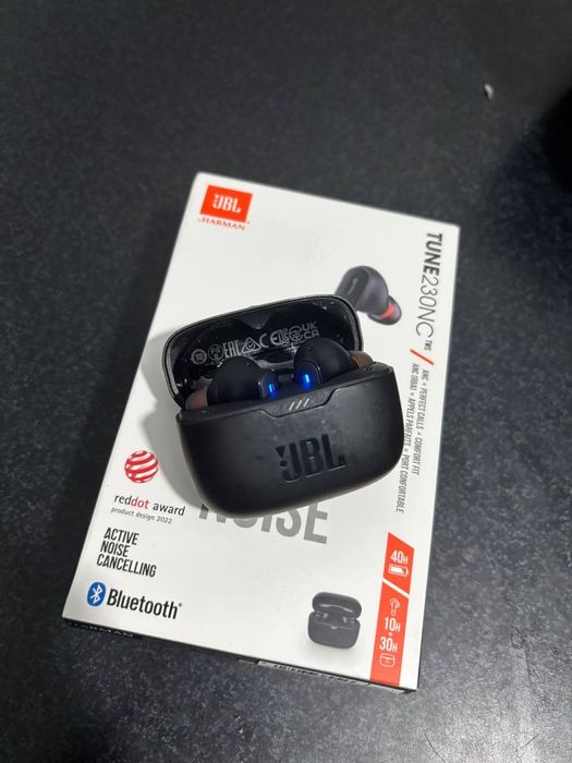 Продам наушники JBL Tune 230NC