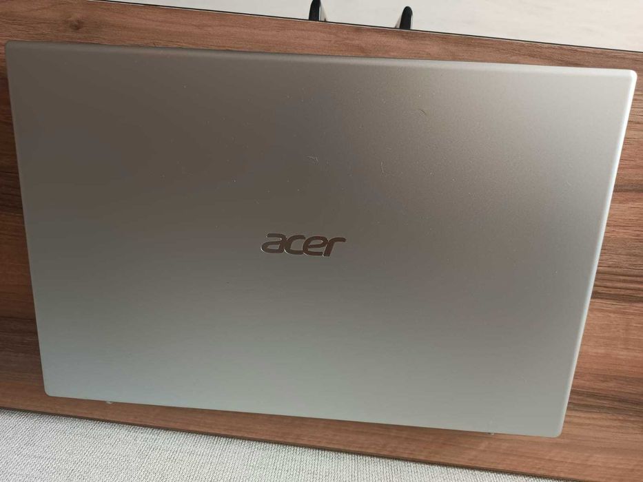 Продам ноутбук Acer Aspire 1