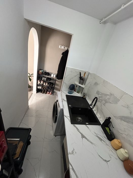 Vand apartament 2 camere