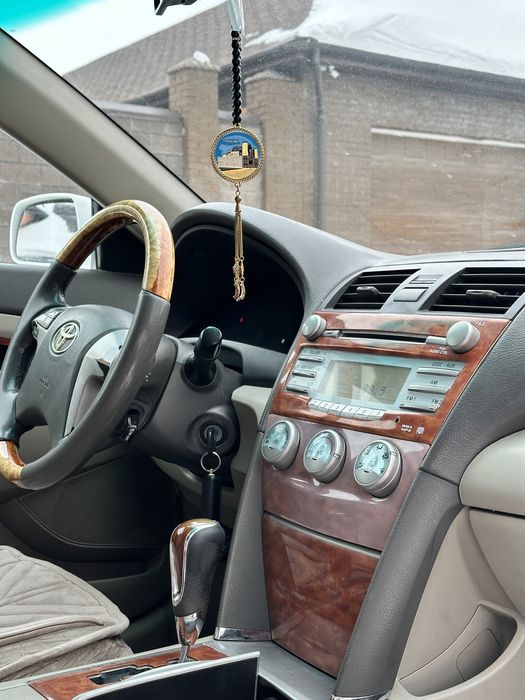 Срочно TOYOTA Camry 40