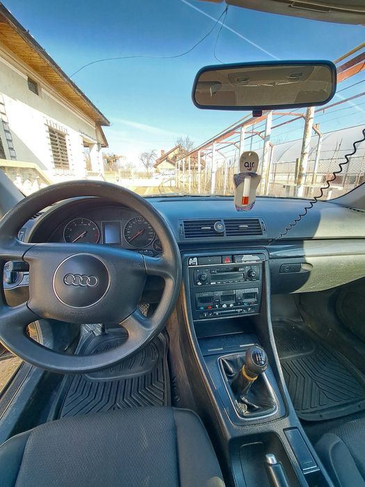 Audi A4 2002 benzină
