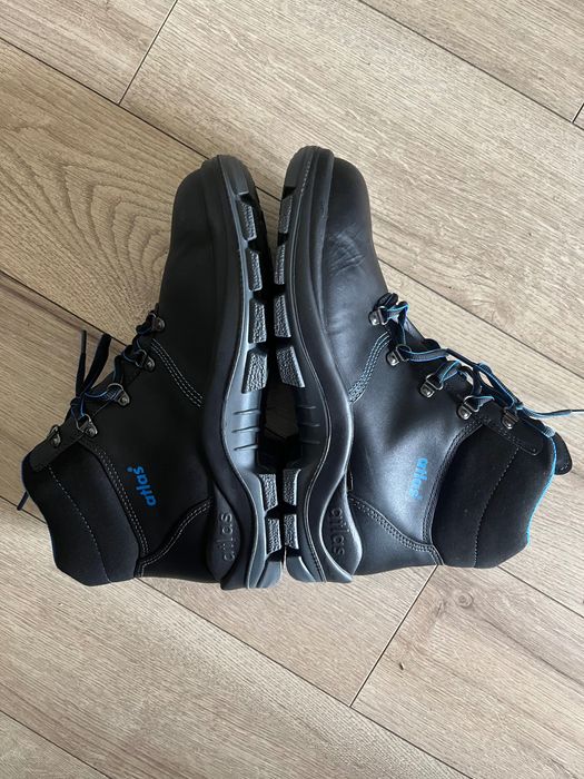 Atlas ghete lucru 43 ca noi