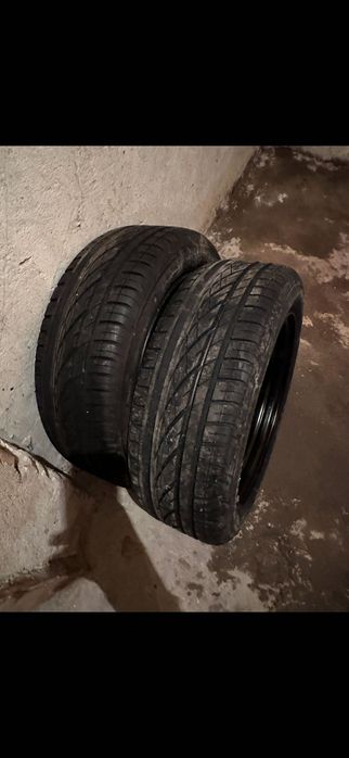 Два броя Гуми Continental 185/55 R15 82H с желязна джанта
