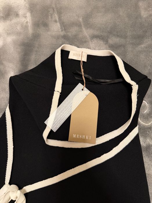 Къса рокля Meshki