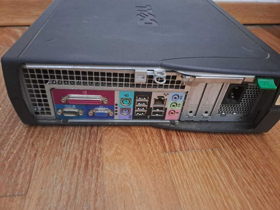 PC Pentium 4, ruleaza Windows XP