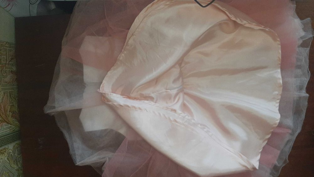 Нарядное платье для девочки 3-5 лет