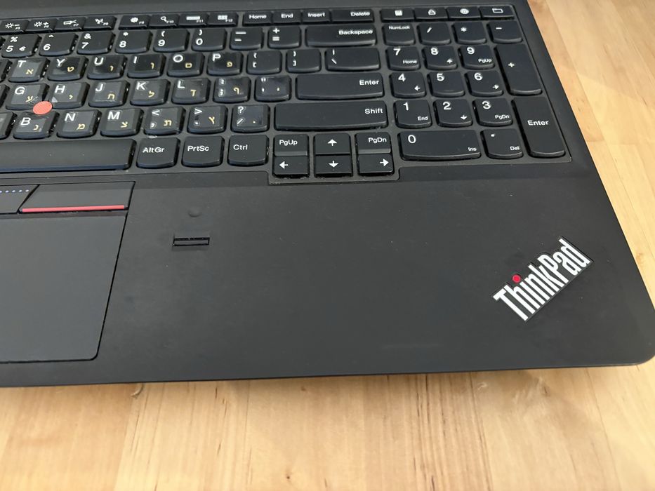 Vând laptop Lenovo ThinkPad