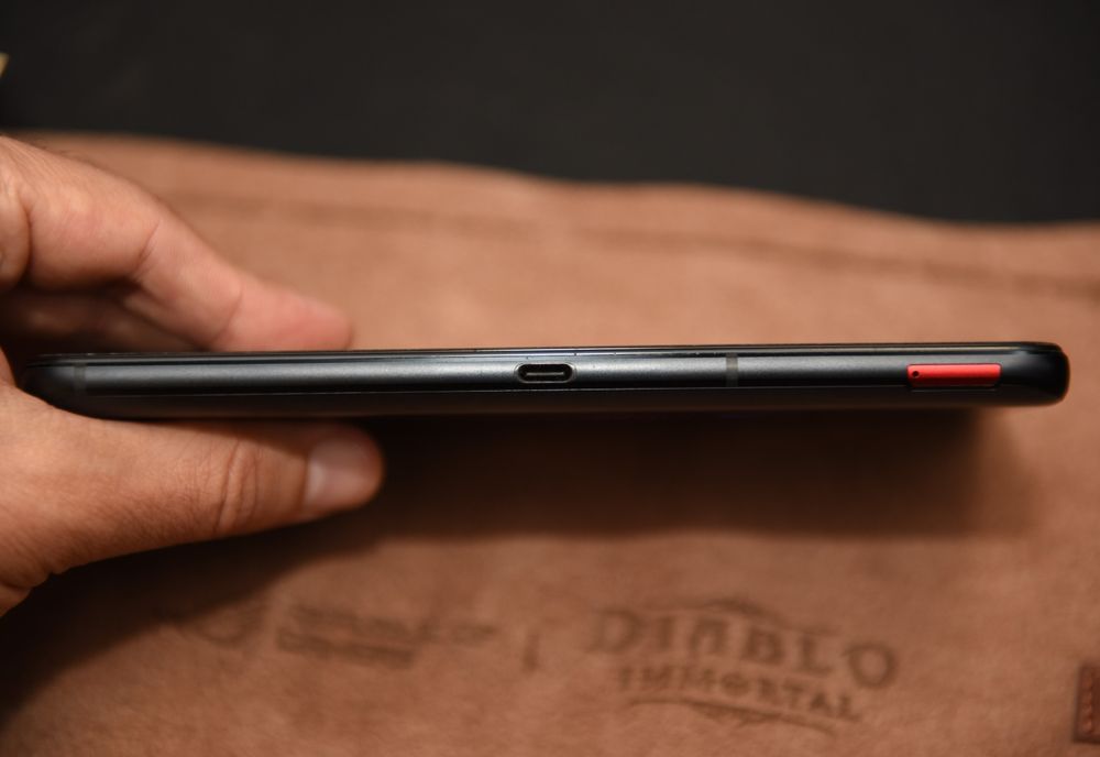 Asus ROG Phone 6 Diablo Edition 512GB / 16GB RAM