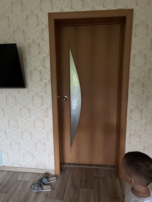 Продам межкомнатные двери б/у