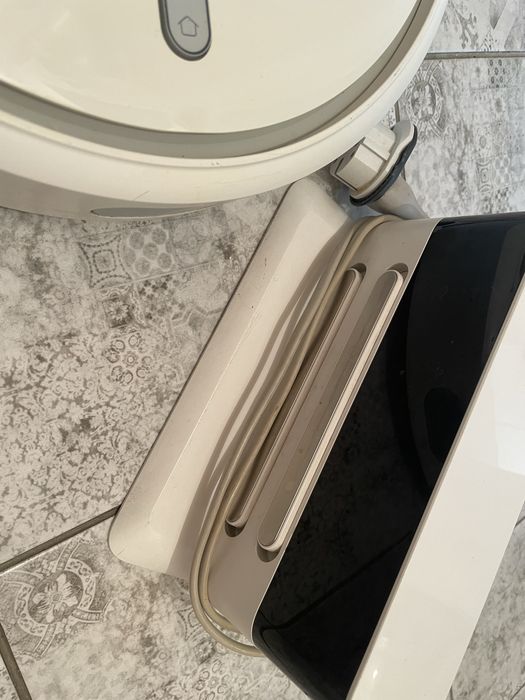 Робот-пылесос Xiaomi