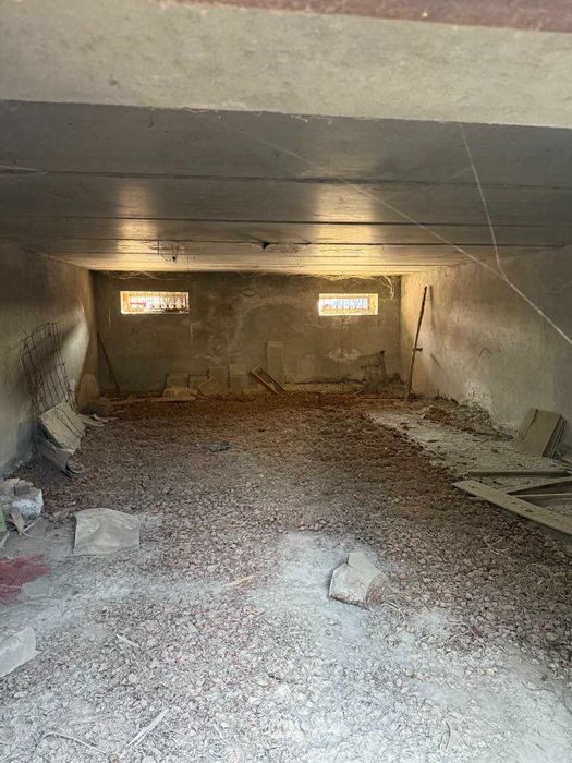 СРОЧНО! Қурилиш бозорида тайёр дўкон сотилади (Чукур бозор)