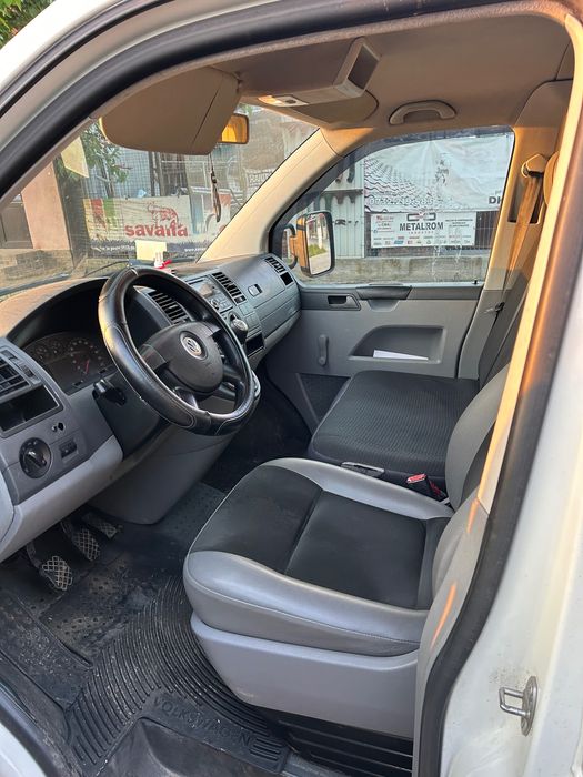 Autoplatforma Volkswagen T5 2009 2.5 TDI