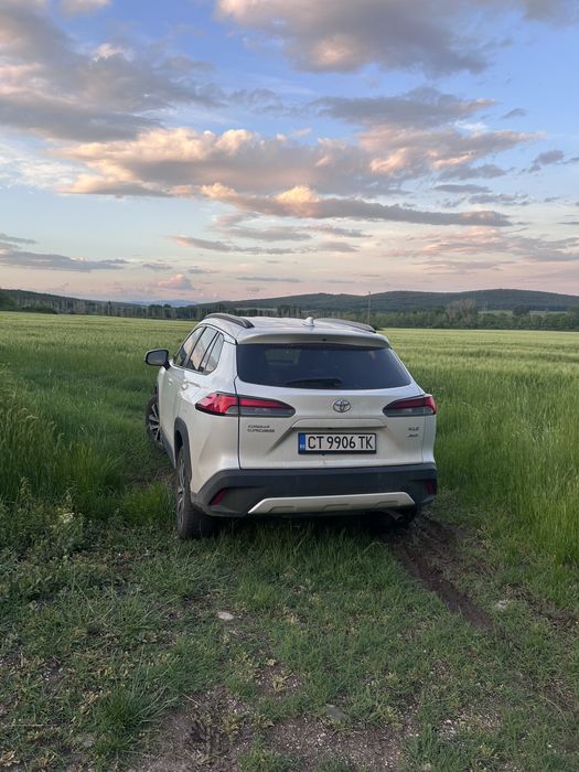 Toyota Corolla Cross XLE AWD 2023г.