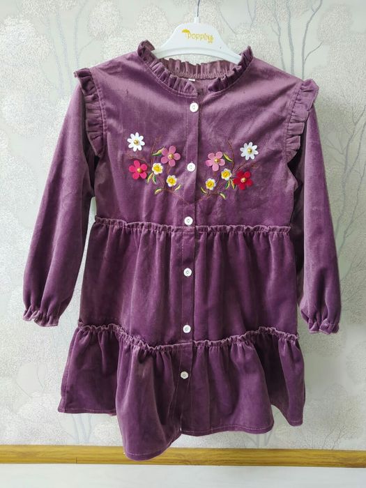 Маленьким модницам платья