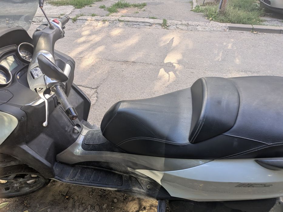 Piaggio MP3 500 cm3