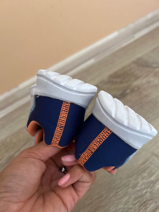 Маратонки adidas за деца