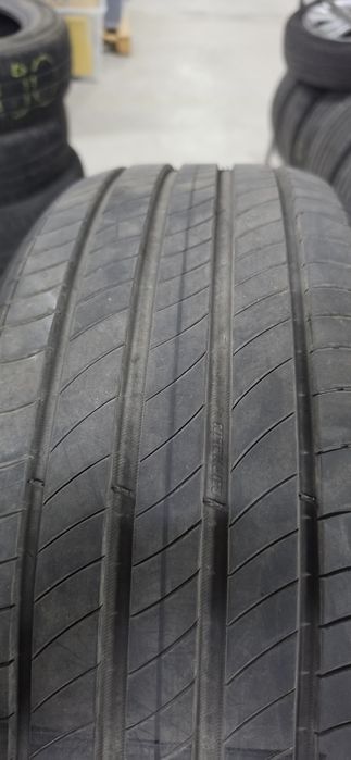 235/45/20 Michelin Primacy 4