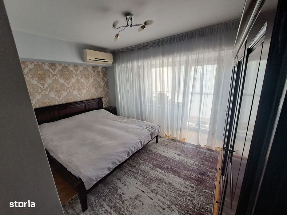 Apartament 3 camere, Decebal, 900 EUR/lună