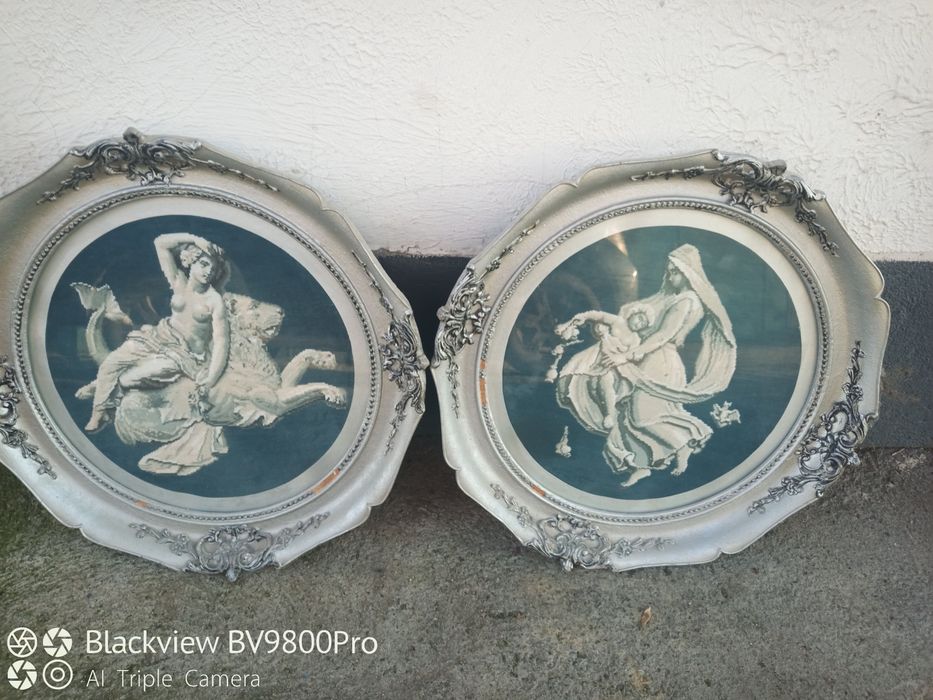 Гоблени 2бр. Цена по договаряне.