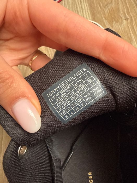 Черни маратонки tommy hilfiger