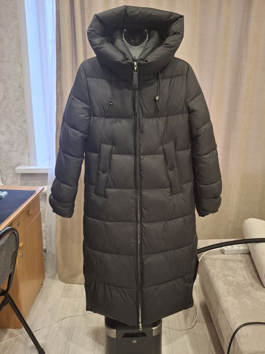 Продам женский пуховик