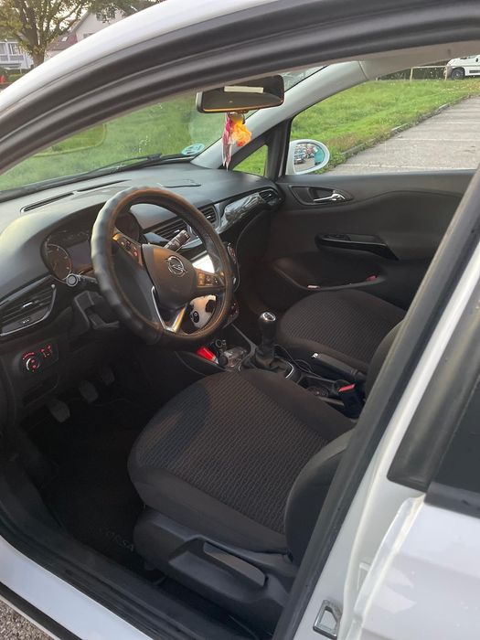 Vând Opel Corsa E