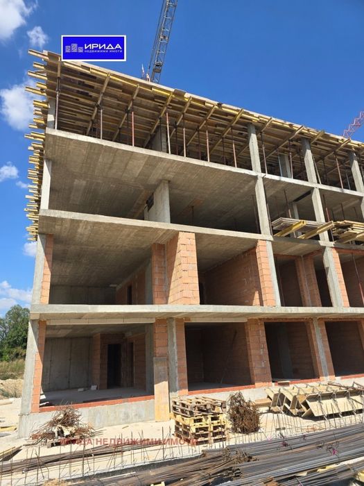 Продава се Многостаен апартамент в София, Младост 4 - 168 кв.м за 2055 €/кв.м - Снимка #2