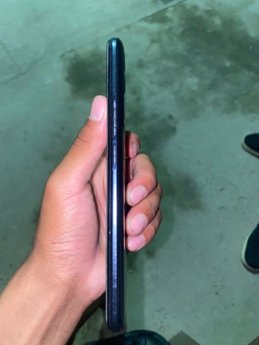 Tehno pova telefoni 128 4 gb