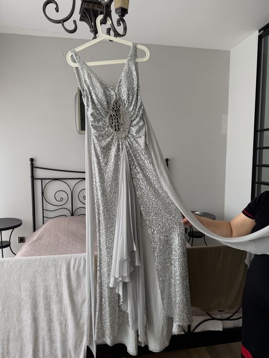 Вечерние платье