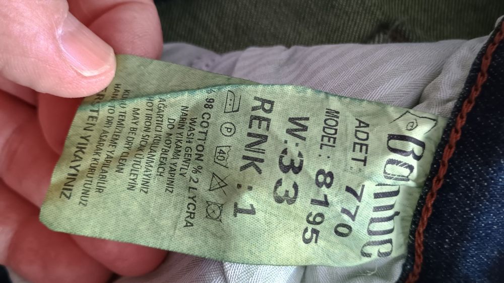 Мъжки дънки " Bombe"