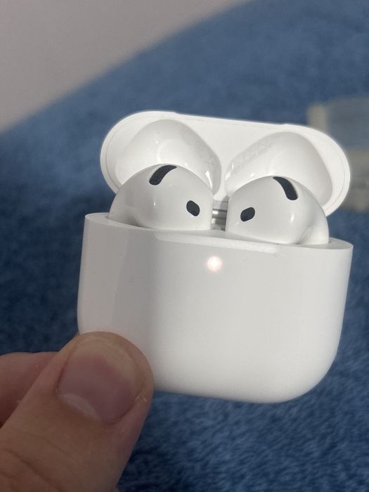 Airpods 4 оригинал, чек есть