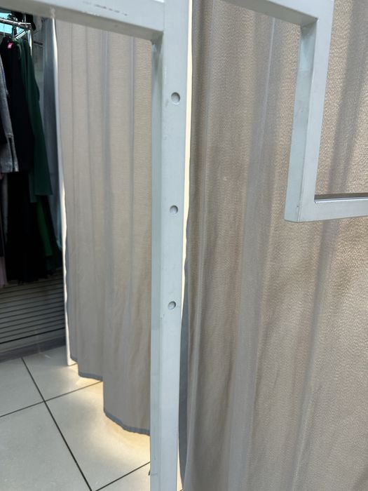 Стойка под одежду