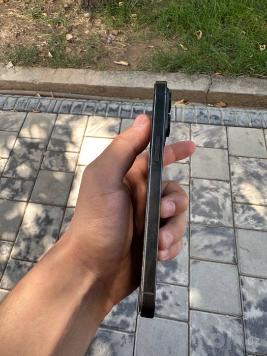 Iphone 15 pro max 256 gb 76 batare