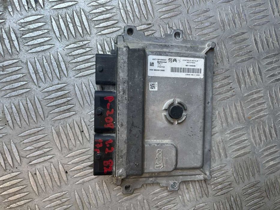 Компютър за двигател от Peugeot 208 1.2 82ks 2017г.