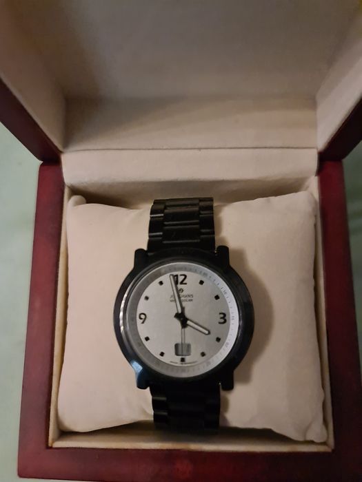 Junghans mega solar като нов