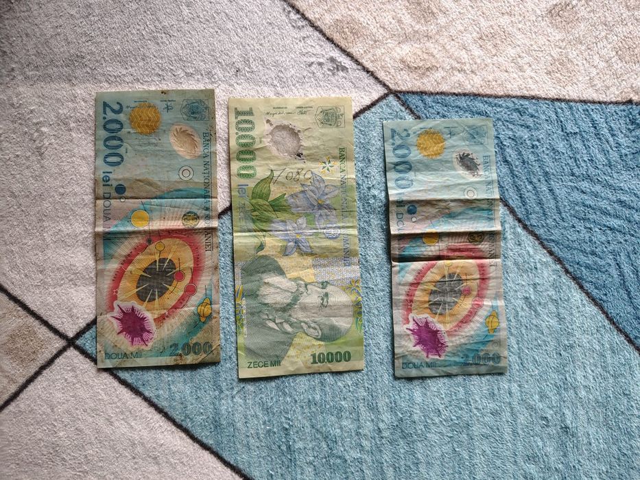 Vând bancnote de colecție